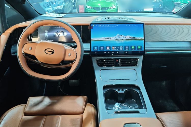 Used GAC Trumpchi Xiangwang M8 2025 Kunkun Series Ultra First-Class Cabin