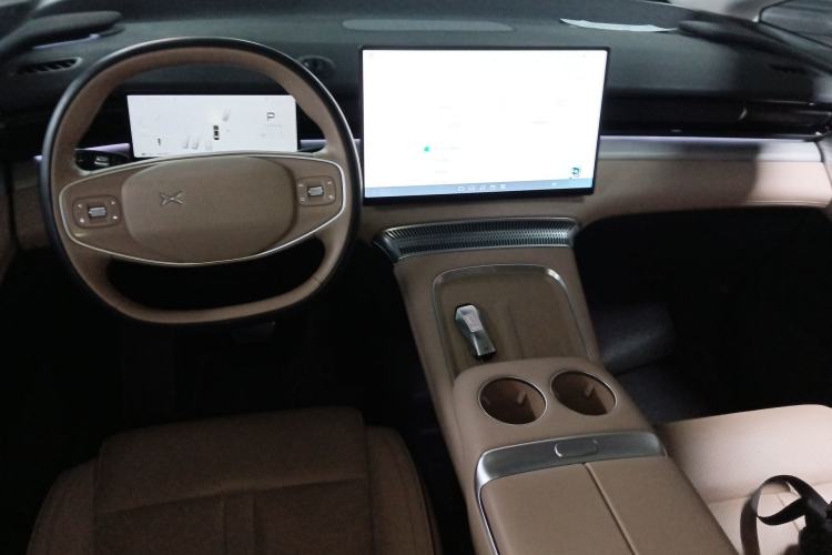 Used XPeng X9 2024 702 Ultra-Long Range Pro
