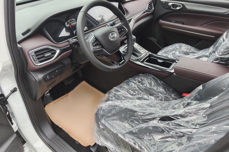 Used GAC Trumpchi M6 2023 PRO 270T DCT Luxury Edition Interior 2