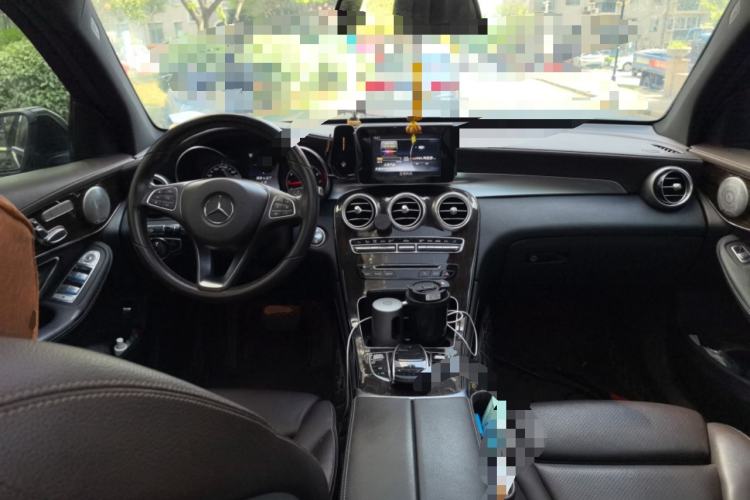 Used Mercedes-Benz GLC 2017 GLC 260 4MATIC Luxury Model
