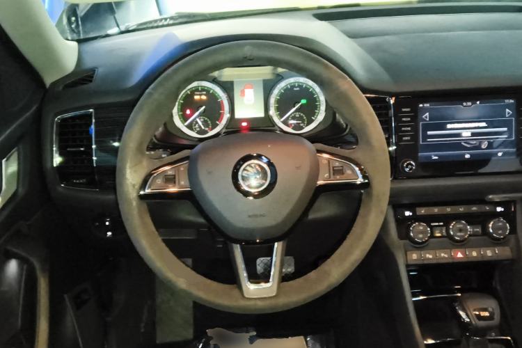 Used Skoda Kodiaq 2017 TSI330 7-Seater Two-Wheel-Drive Luxury Tech Edition
