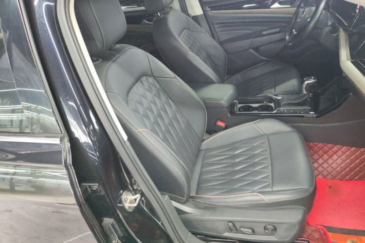 Used Volkswagen Passat 2021 330TSI Luxury Edition
