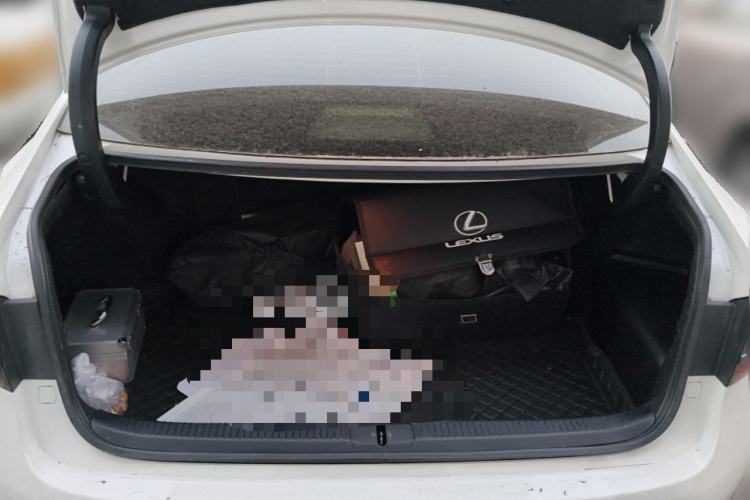 Used Lexus ES 2013 300h Elite Edition
