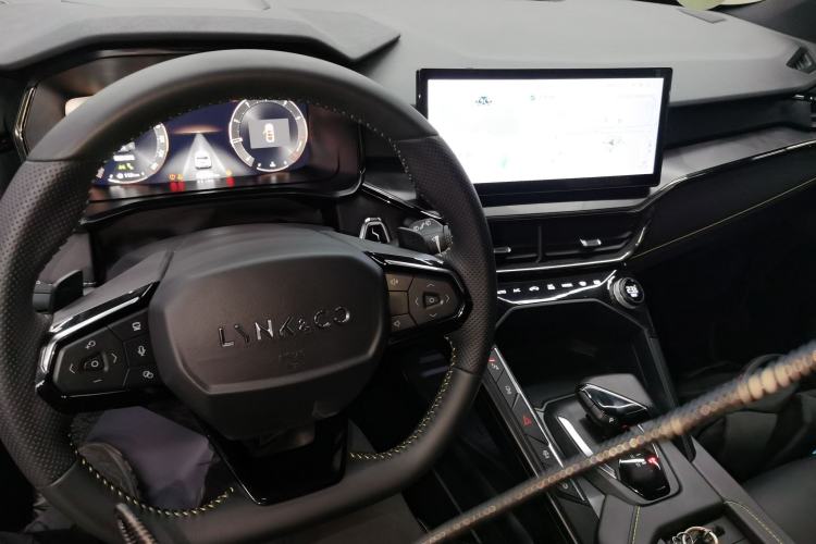 Used Lynk & Co 06 2023 Remix 1.5T Dynamic Halo
