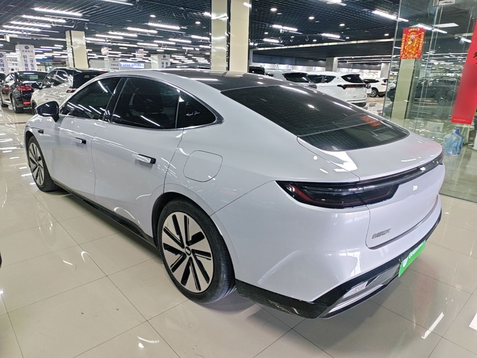 Geely Galaxy E8 2024 550 km Range Rear-Drive MAX — снимка 4