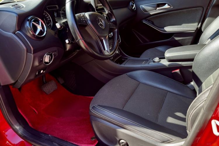 Used Mercedes-Benz A-Class (Import) 2013 A 180 Fashion Model
