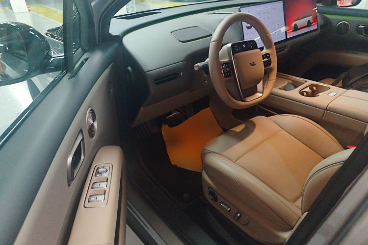 Used Li Auto i6 2025 Model Two-Wheel-Drive Standard Type Driver Seat