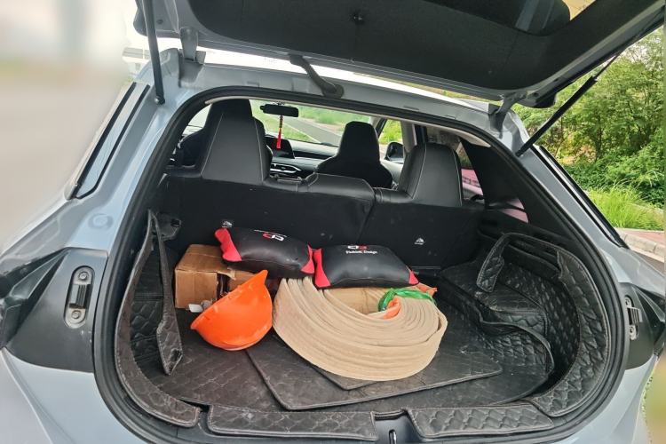 Used Venucia V 2021 260T Idol Edition Trunk