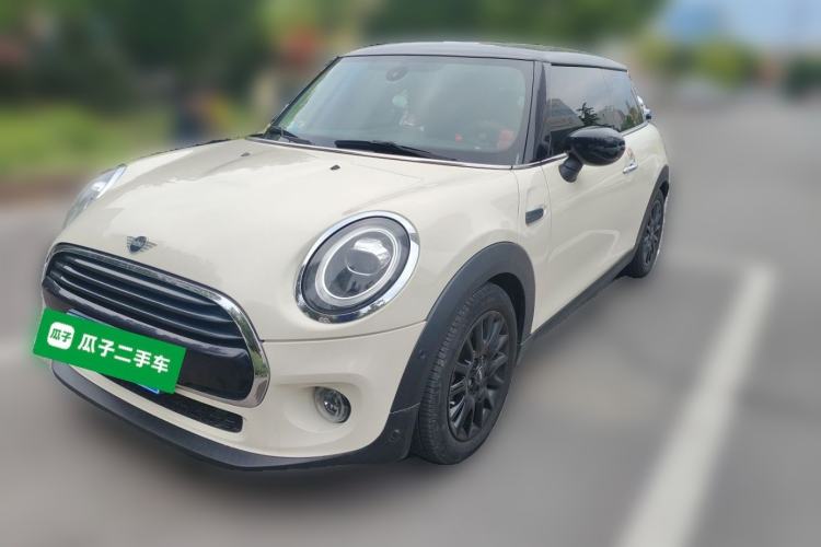 Used MINI 2019 1.5T COOPER Classic Edition