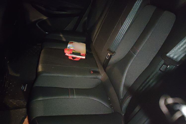 Used Oshan X5 2021 Revised Version 1.6L Manual Luxury Edition
