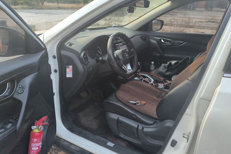 Used Nissan X-Trail 2017 2.0L CVT Comfort Edition 2WD Driver Seat