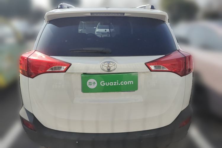 Used Toyota RAV4 2015 2.0L CVT Two-Wheel Drive Fashion Edition