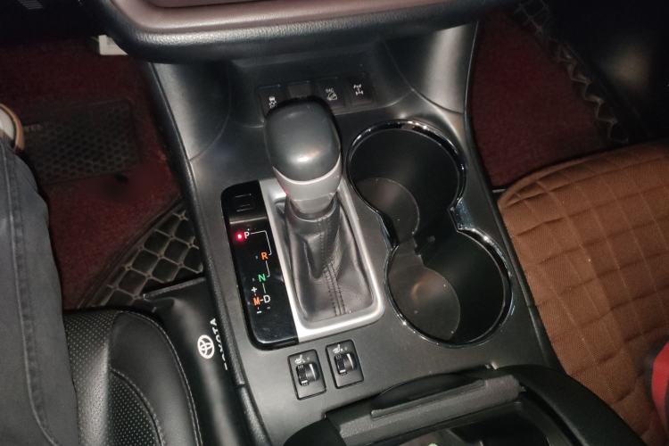 Used Toyota Highlander 2017 2.0T Four-Wheel Drive Luxury Edition 7 Seats
