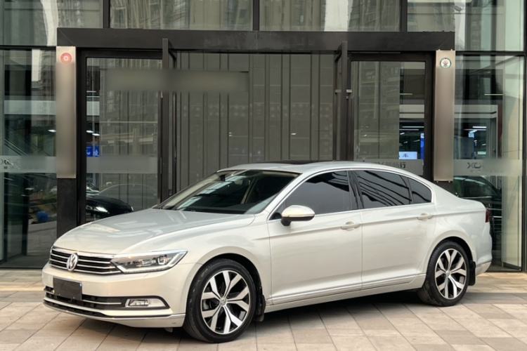 Used Volkswagen Magotan 2017 380TSI DSG Prestige Edition