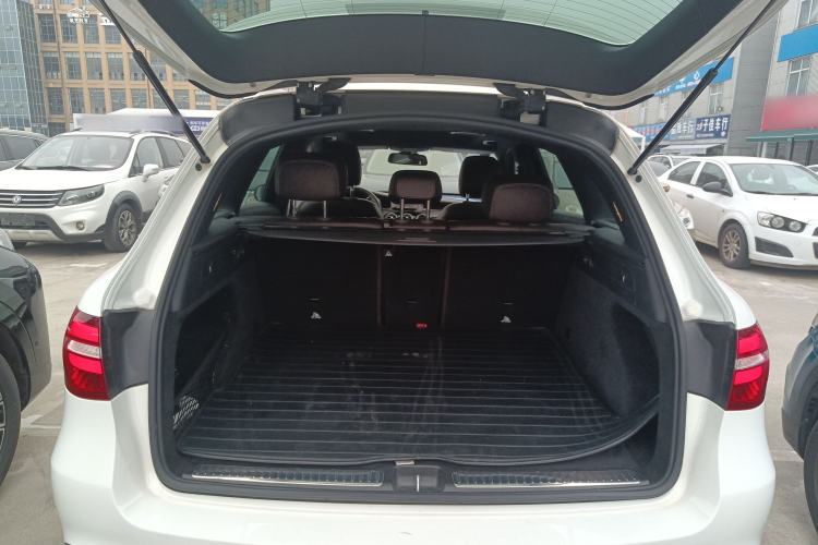 Used Mercedes-Benz GLC 2019 GLC 200 L 4MATIC Trunk