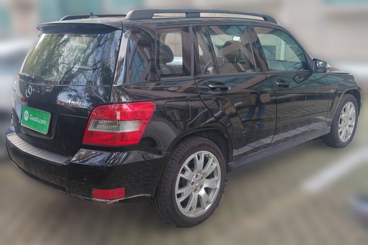 Used Mercedes-Benz GLK-Class 2011 GLK 300 4MATIC Dynamic Model Rear Right 45 Deg