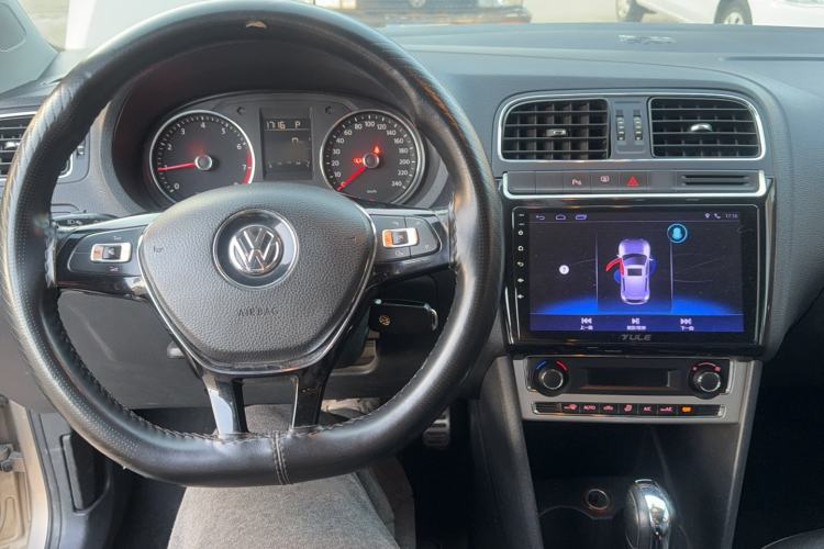 Used Volkswagen Polo 2014 1.6L Cross Polo Automatic
