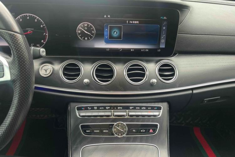 Used Mercedes-Benz E-Class 2018 E 200 L Sport Edition Interior 3