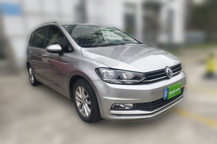 Used Volkswagen Touran 2016 Volkswagen Touran L 280TSI Manual Comfort Edition
