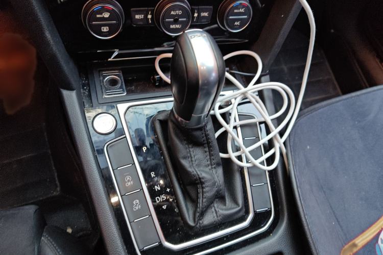 Used Volkswagen Magotan 2017 330TSI DSG Luxury Model