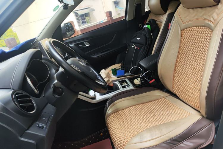 Used Bestune X40 2019 1.6L Manual Luxury Edition China VI Left Front Seat