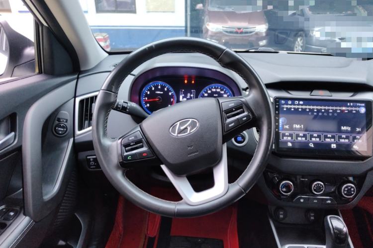 Used Hyundai ix25 2017 1.6L Automatic Smart Version Steering Wheel