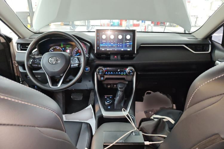 Used Toyota Wildlander 2020 Dual-Motor 2.5L E-CVT Four-Wheel Drive Luxury Edition Center Console