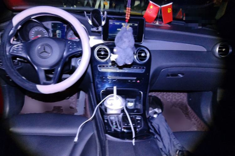 Used Mercedes-Benz GLC Coupe 2019 Facelift GLC 200 4MATIC Coupe SUV Center Console