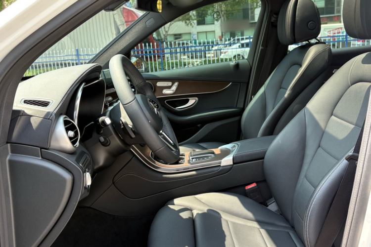 Used Mercedes-Benz GLC 2022 Facelift GLC 260 L 4MATIC Luxury Edition