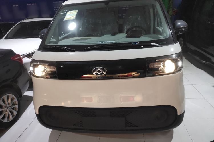 Used SAIC MAXUS Dana V1 2024 V1 Short Wheelbase Low-Roof Multi-Function Version (51 kWh)
