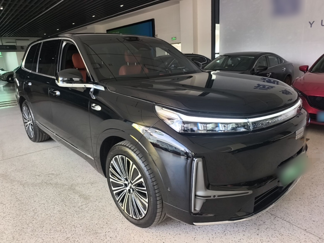 Geely Galaxy M9 2025 Model 210km Four-Wheel-Drive Leading Edition — снимка 12