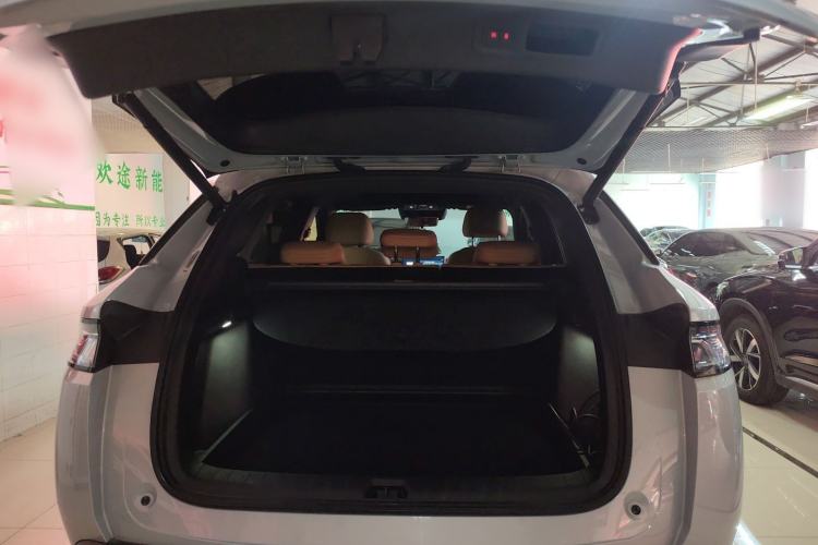 Used BYD Song L DM-i 2024 112 km Beyond Edition Trunk