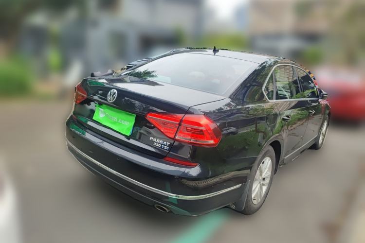 Used Volkswagen Passat 2016 330TSI DSG Luxury Edition Rear Right 45 Deg