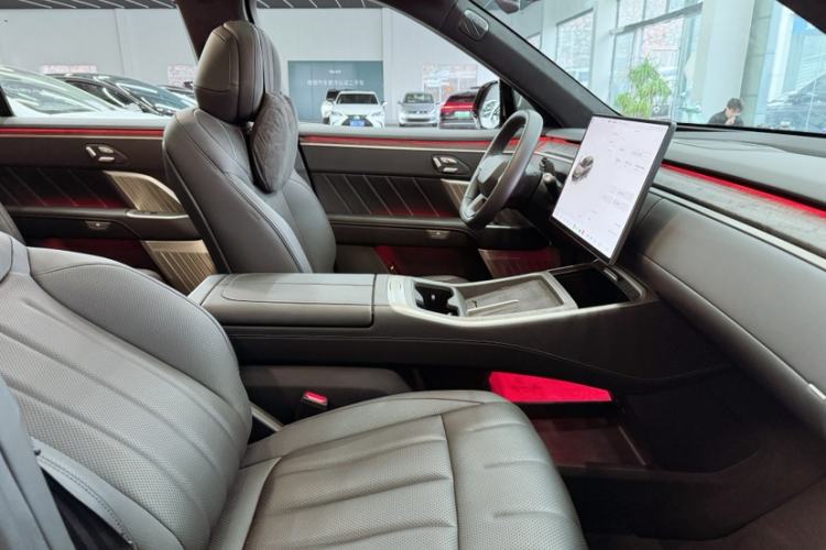 Used ONVO Luxeed L90 2025 Model—Max Six-Seater Version Interior 4