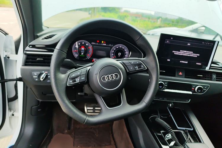 Used Audi A4L 2024 40 TFSI Luxury Dynamic Edition Steering Wheel
