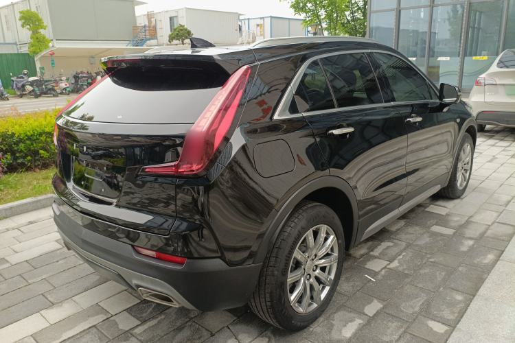 Used Cadillac XT4 2022 28T Two-Wheel Drive Prestige Version
