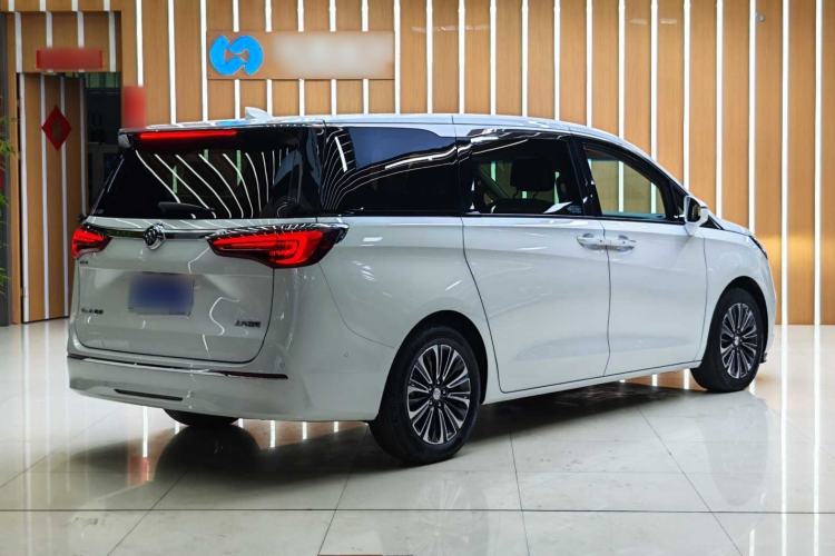 Used Buick GL8 2021 ES Landtrek 653T Luxury Model Exterior 4