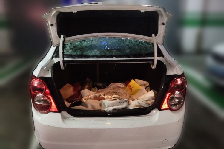 Used Chevrolet Aveo Sonic 2011 Sedan 1.4L MT SL