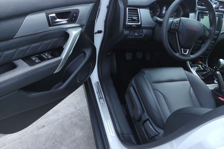 Used Haval H2 2014 1.5T Manual Two-Wheel Drive Elite Edition