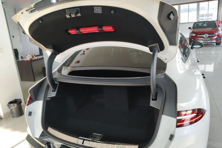 Used Denza Z9 2024 630 km All-Wheel Drive Max Version