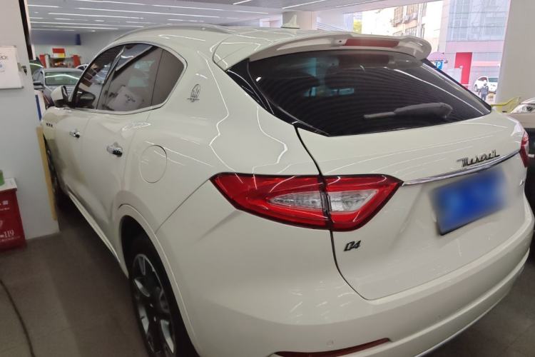 Used Maserati Levante 2016 3.0T Standard Edition Rear Left 45 Deg
