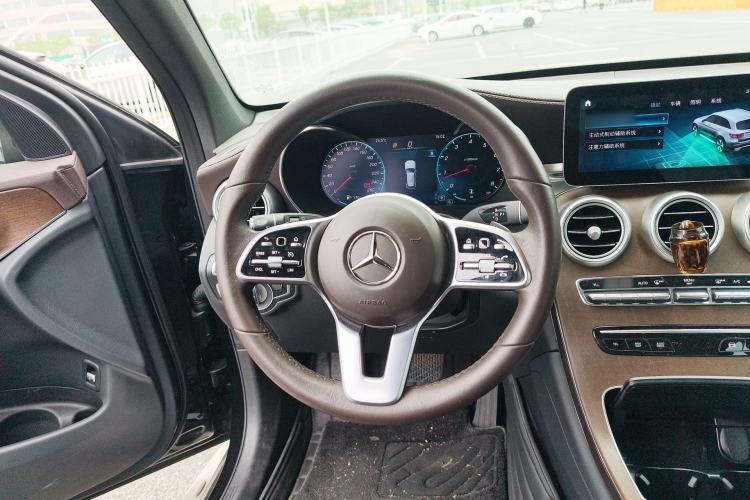 Used Mercedes-Benz GLC 2022 Second Facelift GLC 260 L 4MATIC Luxury Edition