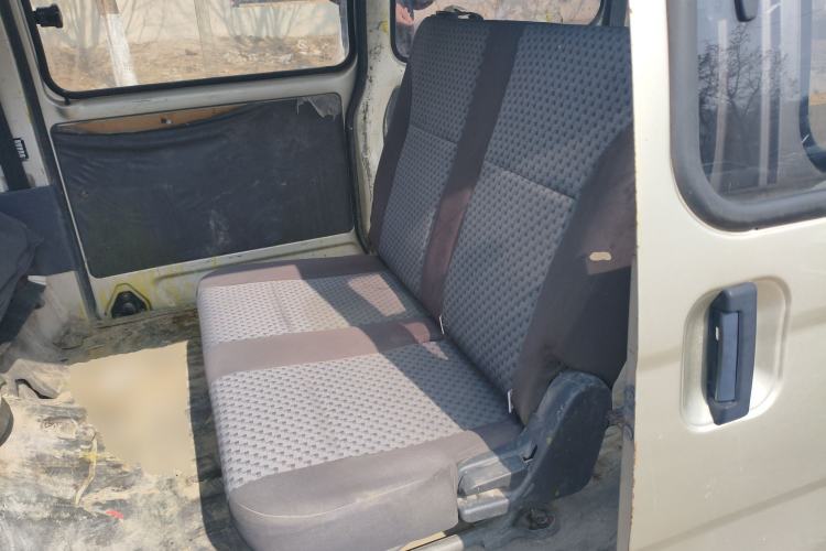 Used Wuling Zhiguang 2015 1.2L Practical LS-I Model
