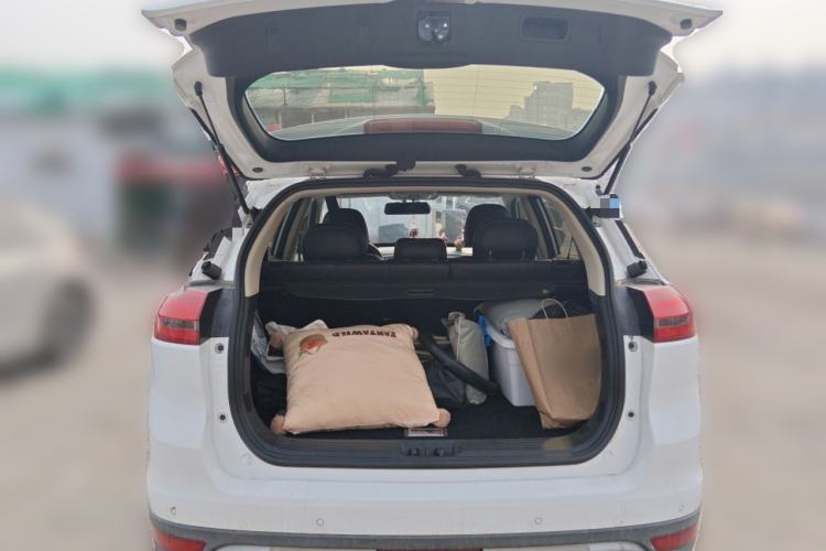 Used Geely Auto Emgrand X7 Sport 2016 1.8TD Manual ZhiShang Model Trunk