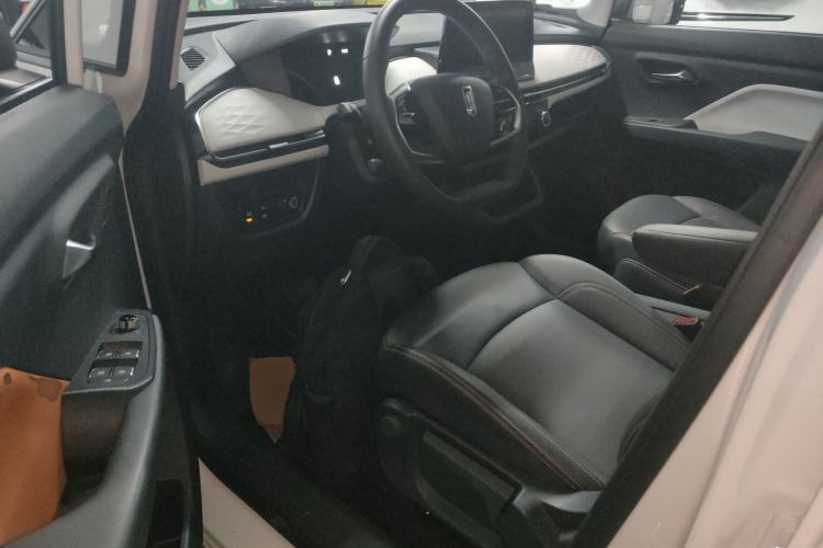 Used Bestune NAT 2023 PRO Comfort Travel Edition 419km