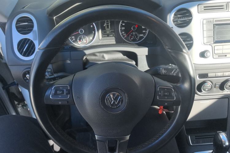 Used Volkswagen Tiguan L 2016 280TSI Automatic Two-Wheel Drive Silk Road Comfort Edition
