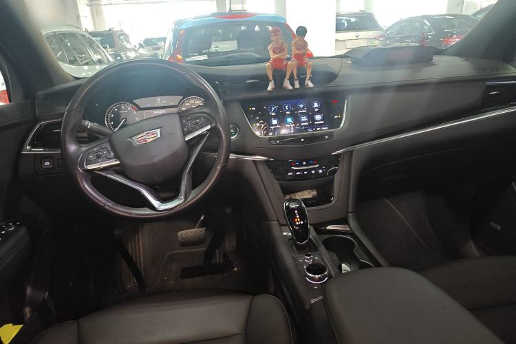 Used Cadillac XT6 2020 28T Six-Seater Fashion Edition