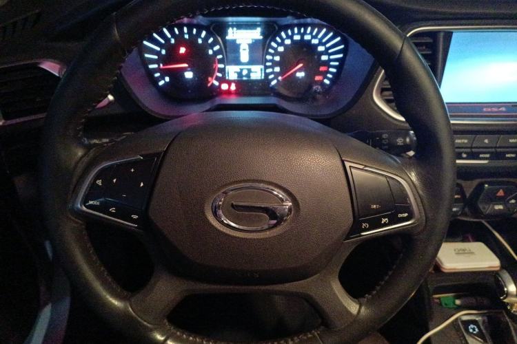 Used GAC Trumpchi GS4 2016 235T G-DCT Luxury Edition Steering Wheel