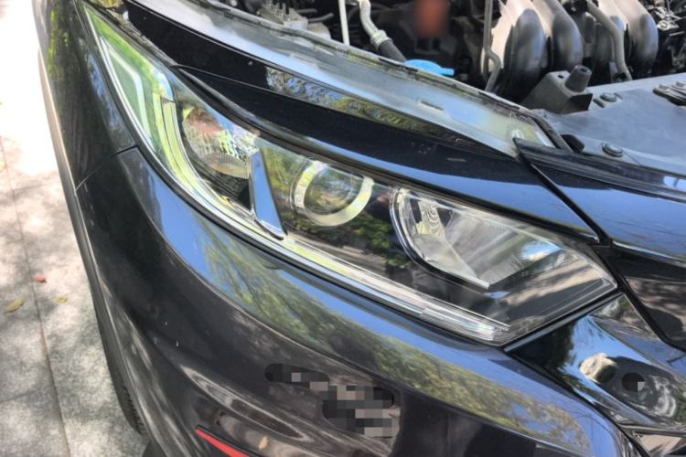 Used Honda Vezel 2022 1.5L CVT Phantom Night Pioneer Edition Right Front Headlight