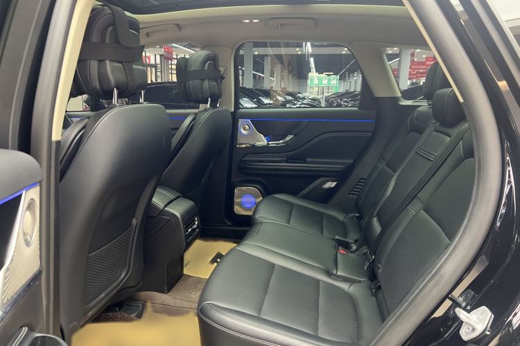 Used Lincoln Corsair 2024 1.5T Two-Wheel Drive Deluxe Hybrid Version Interior 8